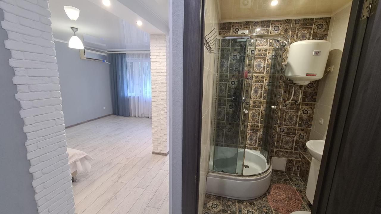 Apartaments On Vulytsia Heroiv Ato 32 Krivoy Rog Exterior foto